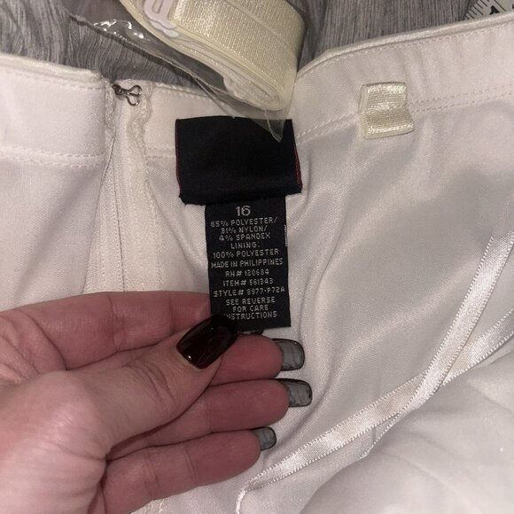 Torrid Vintage Ivory Satin Wedding Cocktail Strapless Pleated Dress Size 16 - Picture 9 of 11